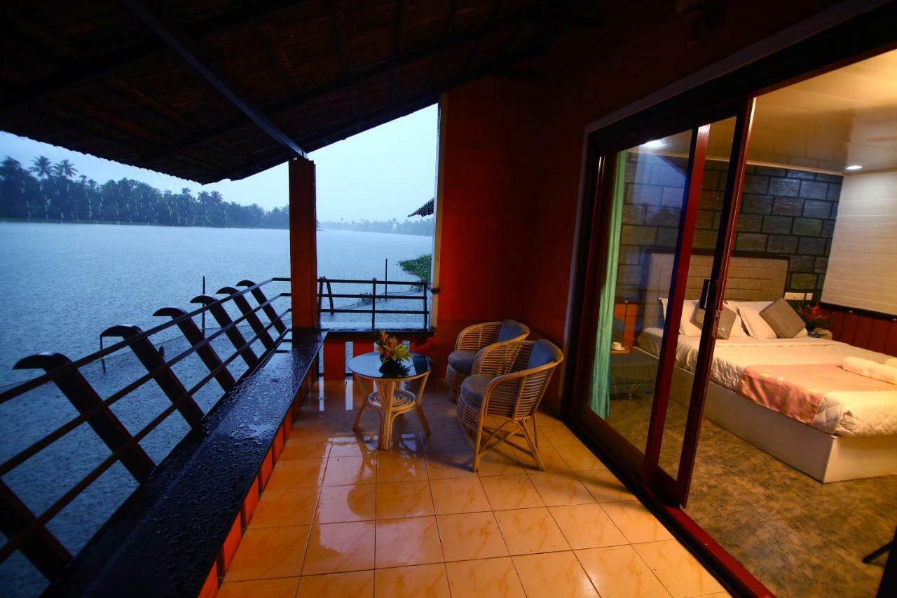 Green Palace Ayurveda Resort, Alleppey Alappuzha المظهر الخارجي الصورة