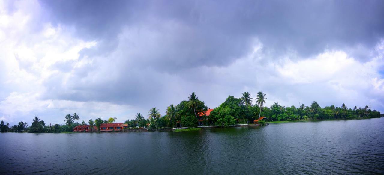 Green Palace Ayurveda Resort, Alleppey Alappuzha المظهر الخارجي الصورة