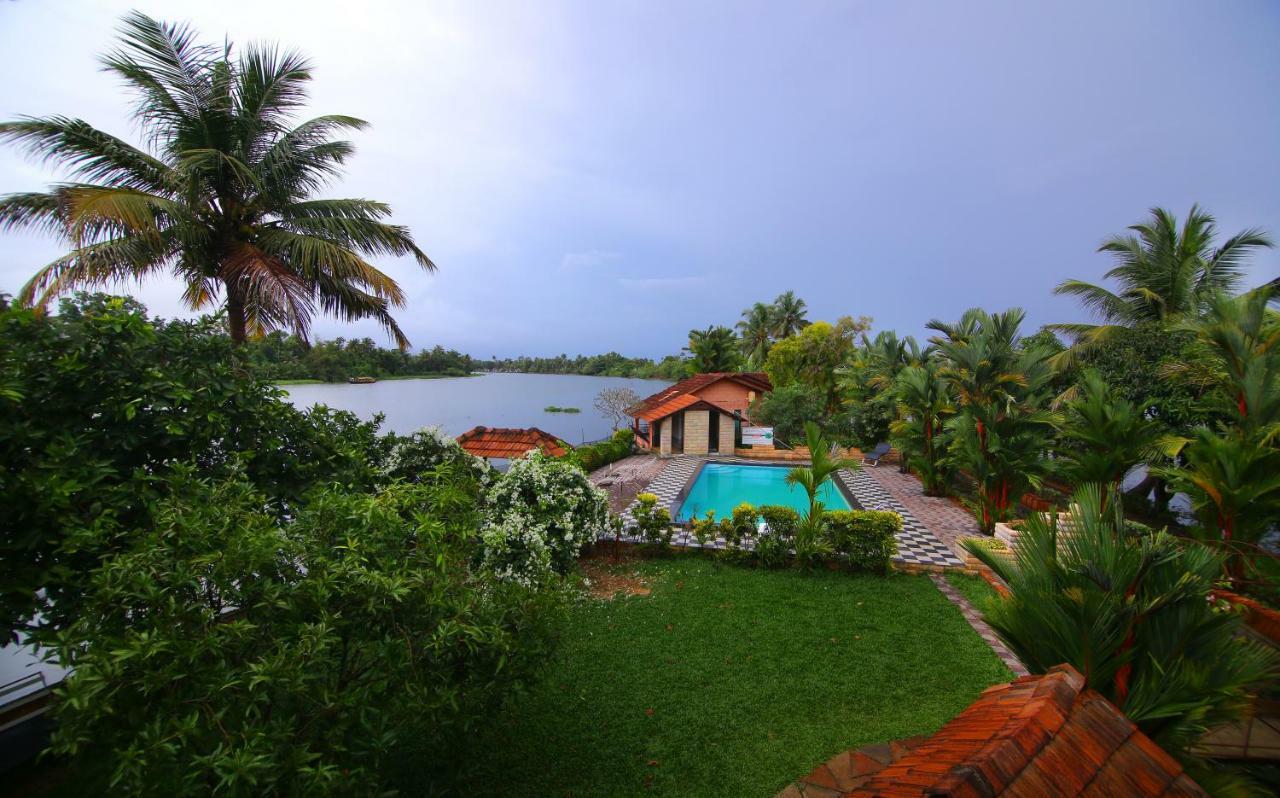 Green Palace Ayurveda Resort, Alleppey Alappuzha المظهر الخارجي الصورة