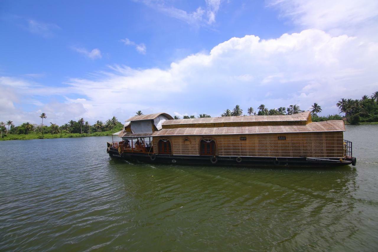 Green Palace Ayurveda Resort, Alleppey Alappuzha المظهر الخارجي الصورة